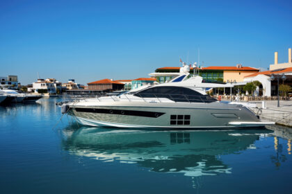 Make1m.com luxury yachts